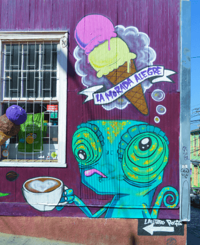 Graffitis in Valparaíso.